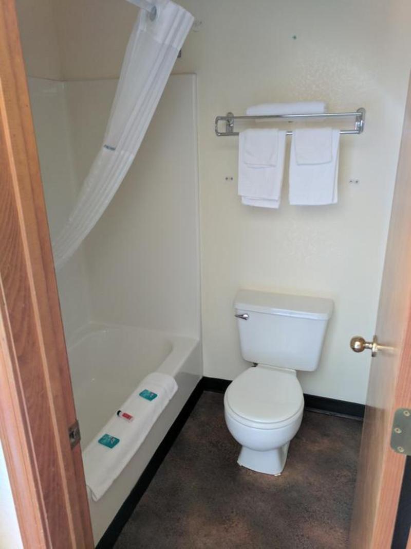 Travelodge By Wyndham Three Forks Esterno foto